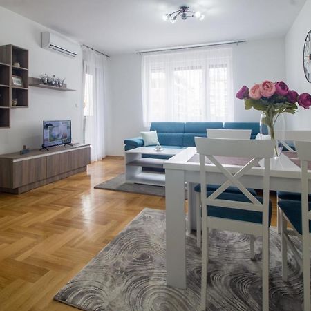 Iskra Apartment บันยาลูกา ภายนอก รูปภาพ