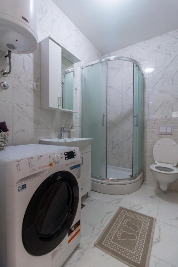 Iskra Apartment บันยาลูกา ภายนอก รูปภาพ
